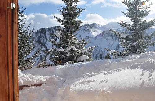 Val d'Illiez Ski Chalet | Comfortable, luxurious chalet on 1750 m with Jacuzzi