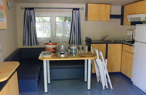 La Cassagne House | Comfortable mobile home with terrace for 6 people