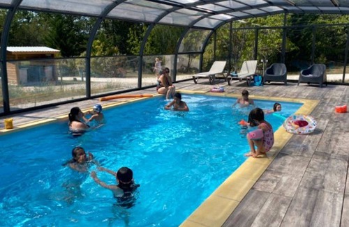 Le Fouilloux House | Comfortable Mobile Home with Terrace in Charente-Maritime