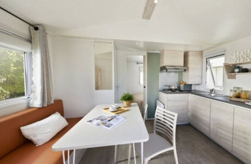 Saint-Gerons House | Comfortable mobile home with terrace in Saint-Gérons