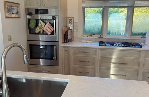 Little Compton House | Comfortable modern home on rural coast