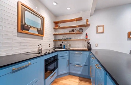 Friday Harbor Condo | Comfortable Modern Condo near Downtown