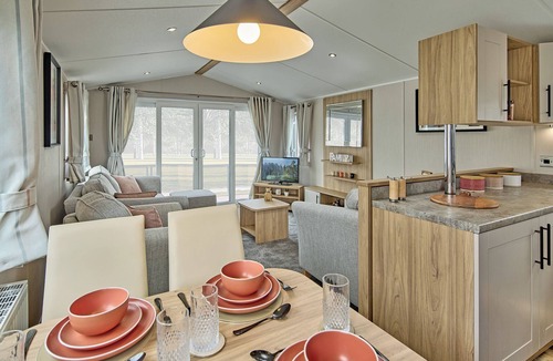 Ascog House | Comfortable, modern two-bedroom caravan sleeping four people.