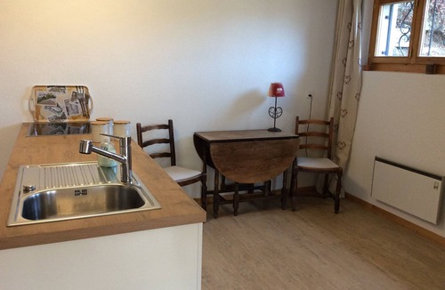 Chateau-d'Oex Apartment | Comfortable mountain flat in Château d'Oex, sleeps 2