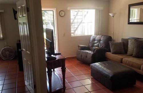 Playas de Tijuana Apartment | COMFORTABLE NEAR EVERYTHING & GREAT LOCATION