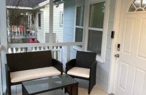 Lakeshore South House | Comfortable new 2- bedroom house