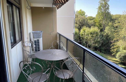 Mazargues Apartment | Comfortable new apartment in a peaceful location