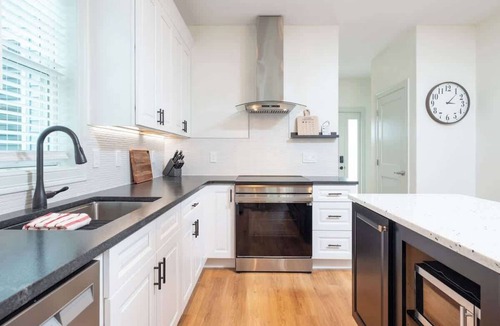 Wakefield Condo | Comfortable New Construction