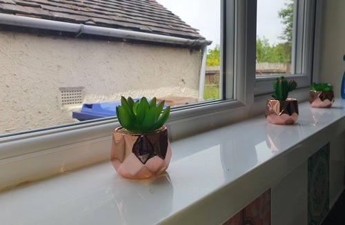 Alsagers Bank House | Comfortable Nice House in Stoke