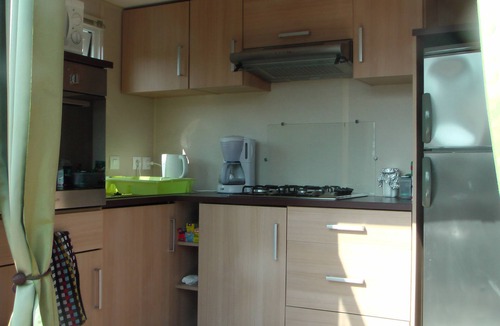 Bernieres-sur-Mer House | Comfortable, on its private plot/sea at 400m/pool on site