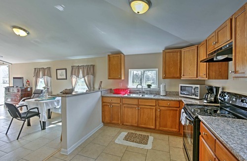 Theriot Apartment | Comfortable One Bedroom Apartment On 70 Acres south of Houma near Falgout Canal