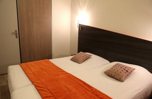Chevilly-Larue Hotel | Comfortable Paris Sud Stay Near Business Parks | 2 Units