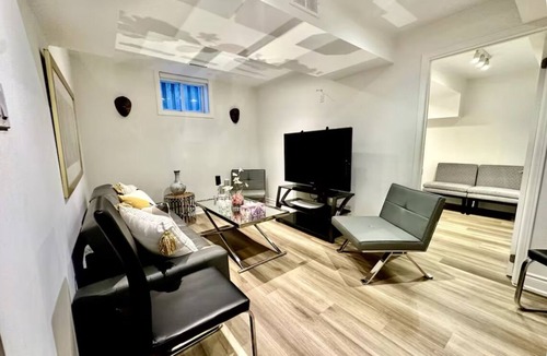 Midtown Toronto House | Comfortable place In An Amazing Location