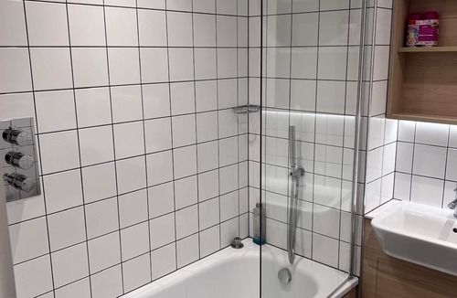 Bordesley Condo | Comfortable Private Room