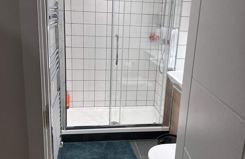 Bordesley Condo | Comfortable Private Room