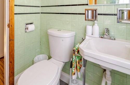 Rochester House | Comfortable Private Rooms in Rochester
