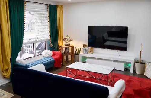 Hillcrest Village House | Comfortable Private Room