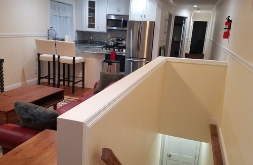 Queens Apartment | Comfortable Quality Cribs Luxury Apartments