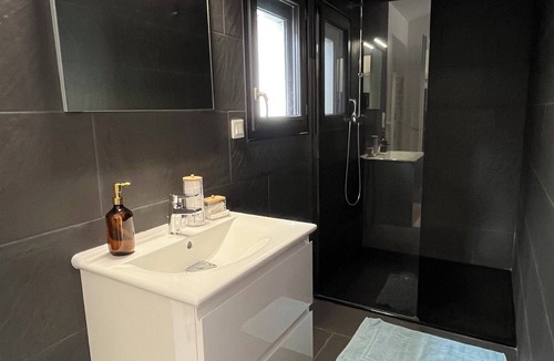 Pampelonne Apartment | Comfortable, quiet studio
