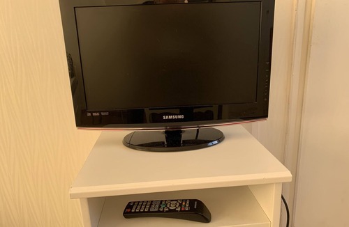 Vaulx-en-Velin Bed & Breakfast | Comfortable room for 3 people