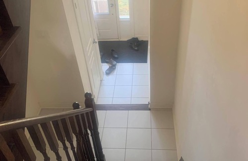 Mount Pleasant House | Comfortable Room with Free Parking