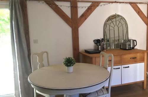 Blagdon Apartment | Comfortable self-catering studio Blagdon