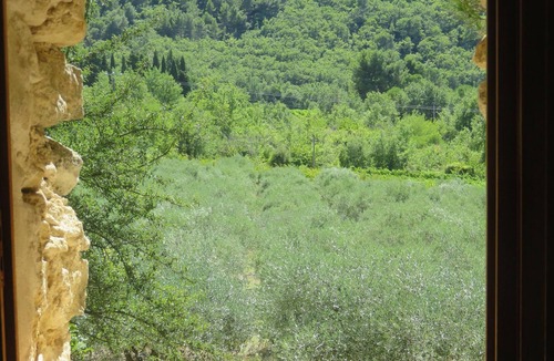 Mormoiron House | Comfortable small stone 18th Century cabin, private pool, exceptional site