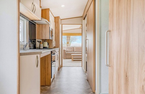 Hewas Water House | Comfortable spacious caravan with one double and one twin.