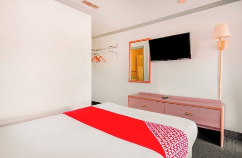Durham Hotel | Comfortable Space for Road Trippers – Easy Parking + Clean Essentials