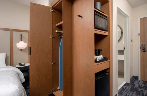 Doral Hotel | Comfortable Space w/2 Queens Perfect for Leisure and Relaxation in Doral
