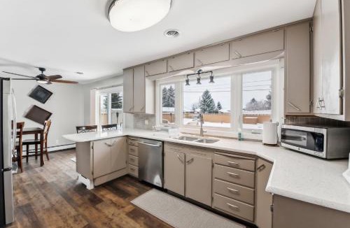 Cheyenne House | Comfortable & Spacious 3BR Home in Cheyenne home