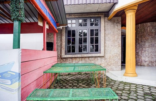 Medan House | Comfortable Standard DBL Near Ring Road City Walks