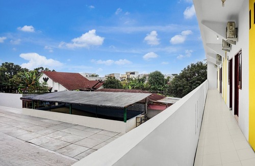 Medan House | Comfortable Standard DBL Near Ring Road City Walks