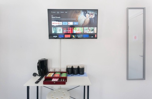 Haringey House | Comfortable Stay for Three