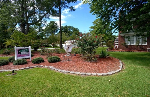New Bern Apartment | Comfortable Stay with Kitchenette, Laundry access, WI-FI, Cable and More
