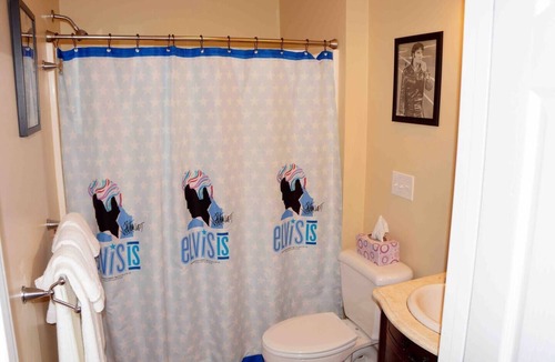 New Bern Apartment | Comfortable Stay with Kitchenette, Laundry access, WI-FI, Cable and More