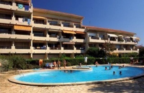 Argeles Plage Apartment | Comfortable studio with pool and private parking in Argelès-sur-Mer