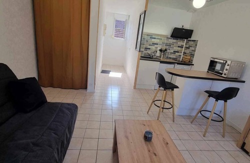 Vallan Apartment | Comfortable studio 5 min from auxerre