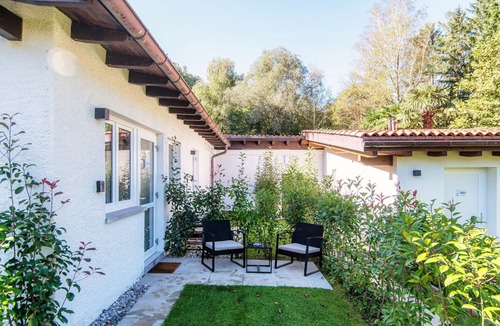Origlio Apartment | Comfortable studio apartment near Origlio pond (Le Betulle Studio 2)
