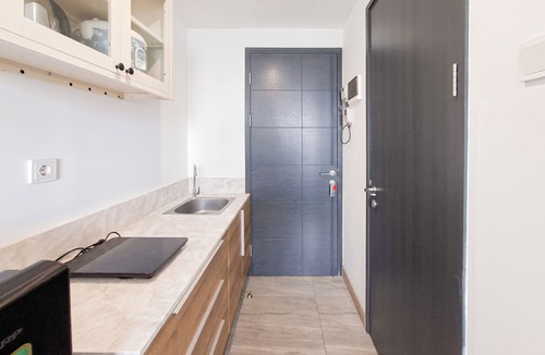 Panunggangan Utara Apartment | Comfortable Studio At Apartment Collins Boulevard
