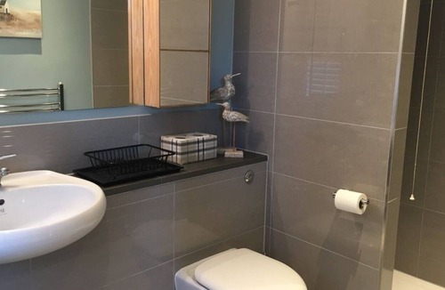 Beverley House | Comfortable Studio Accommodation - London / Wimbledon / Kingston