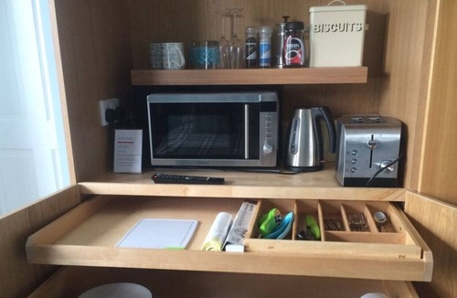 Beverley House | Comfortable Studio Accommodation - London / Wimbledon / Kingston