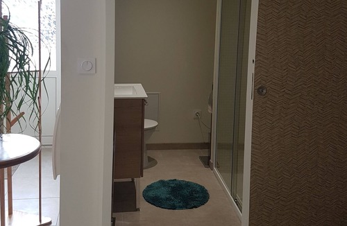 Allonnes House | Comfortable studio ideal for travelling