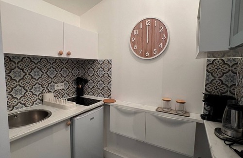 Pantin Apartment | Comfortable studio, pantin, paris. Cosy with comfort.