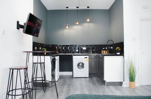 Everton Apartment | Comfortable Stylish 1Bedroom Flat - Cv4