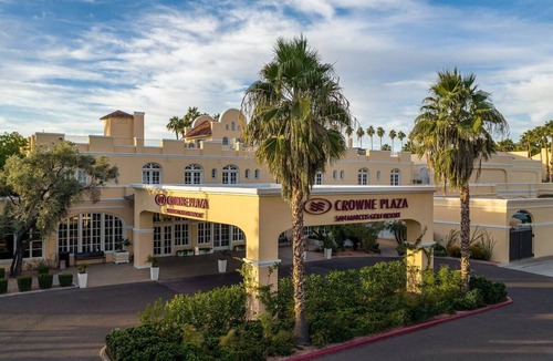 Downtown Resort | Comfortable Sunset Views! 2 King Units with Pool and Free Parking!