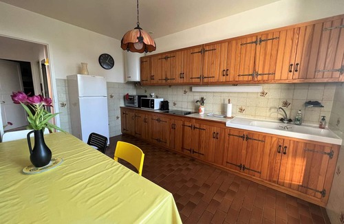 Cambo-les-Bains Apartment | Comfortable T2 downtown with pets allowed and Wi-Fi