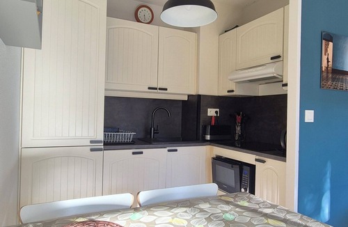 Pornichet Apartment | Comfortable T2 in Wooded Park with swimming pool Near Beach