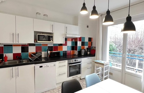 Aix-les-Bains City Center Apartment | Comfortable T3 Downtown Aix-les-Bains, Parking, Pets Allowed