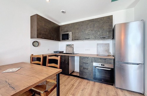 Carnon-Plage Apartment | Comfortable T3 on beach with WiFi and private parking